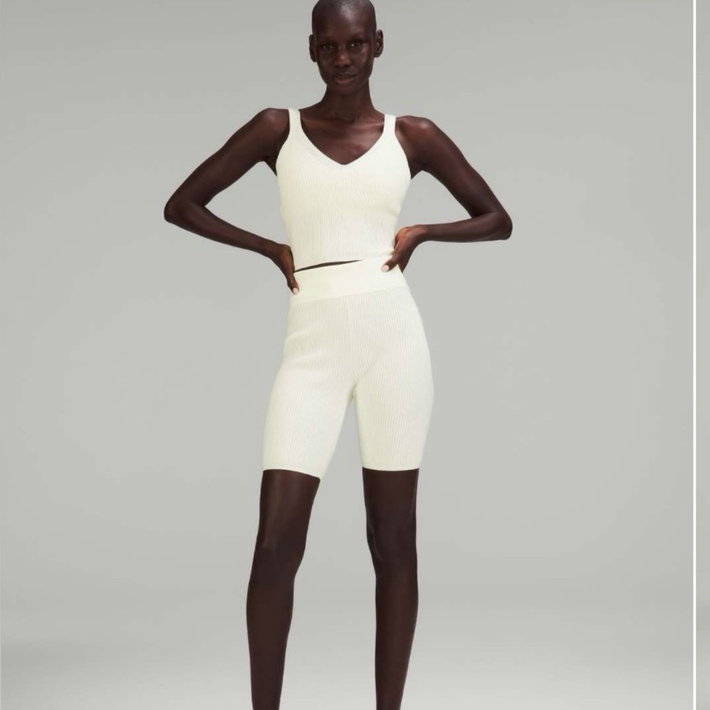 Lululemon Ribbed Knit High Rise Short 8" size 4 Lemon Sorbet